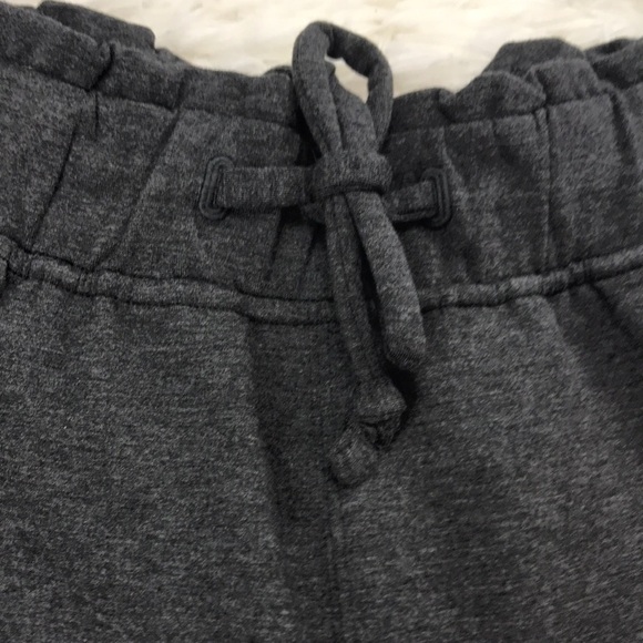 NWT Lululemon Hello Sunday Short Heathered Black - Picture 6 of 10